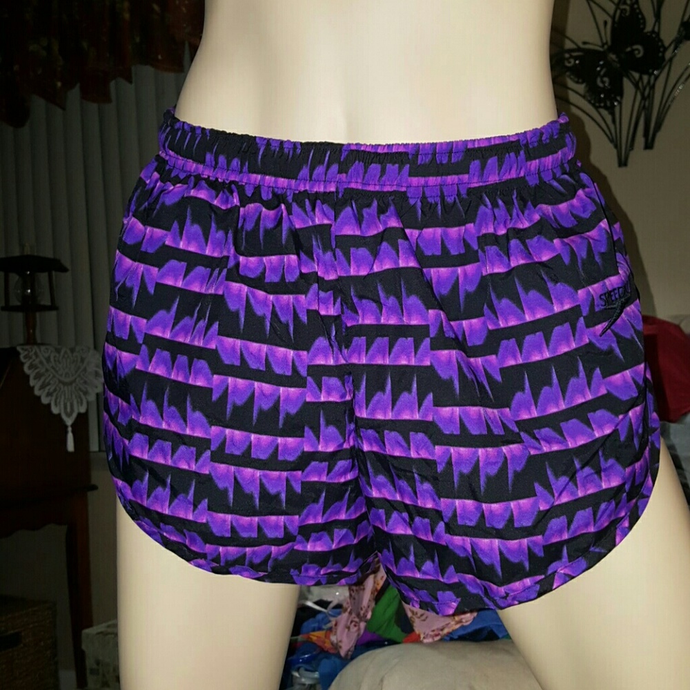 25" Waist shorts Speedo M running workout